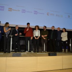 Marco Bertozzi consegna il Premio UniCredit Pavilion al regista di "Revelstoke. Un bacio nel vento" Nicola Moruzzi, sul palco insieme al Team del documentario, Francesco Bizzarri, Martina Colombari e Maurizio Beretta