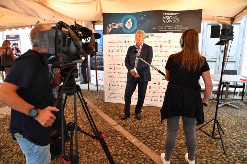 Francesco Bizzarri, Fondatore e Direttore del Festival Internazionale del Documentario Visioni dal Mondo intervistato da Rai
