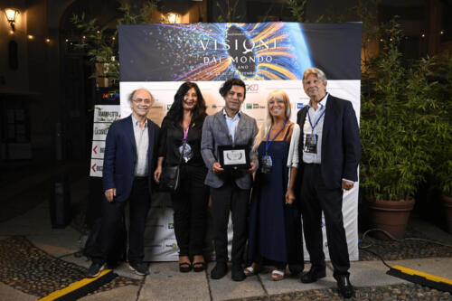 Maurizio Nichetti, Alessandra Galletta, produttrice, Ayoub Naseri, regista di Il Cielo è mio, vincitore del Riconoscimento Rai Cinema e della Menzione speciale giuria studenti Concorso New Talent Opera Prima, Luisa Morandini, e Francesco Bizzarri